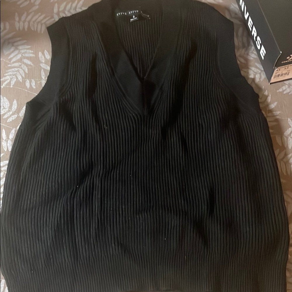 HYFVE Black V-Neck Men's Sweater
